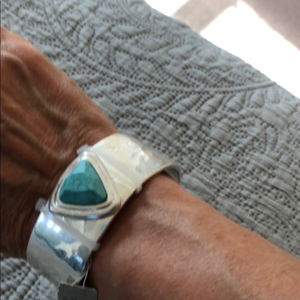 Silver and turquoise bracket
